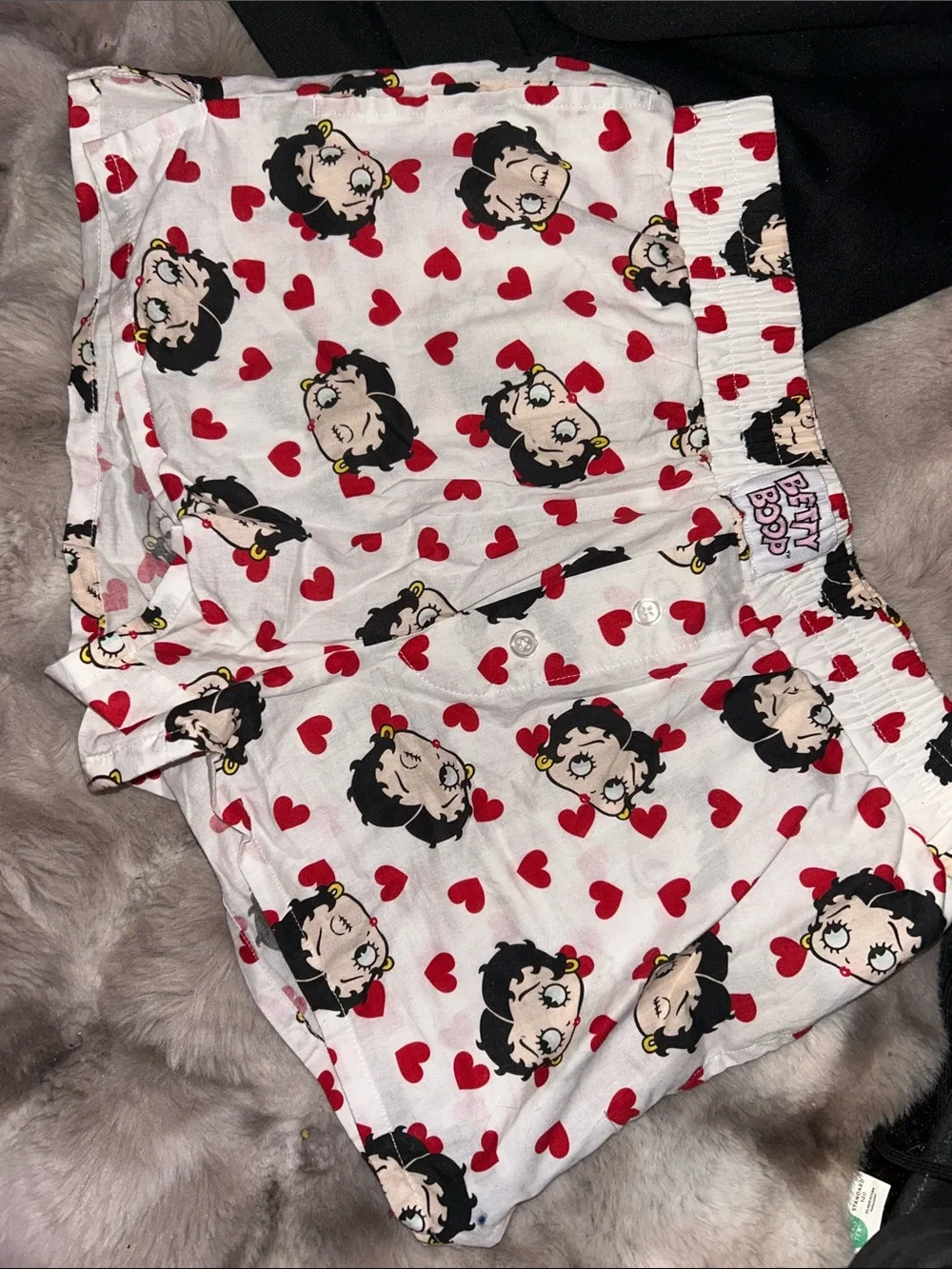 Betty Boop womans Black Sweatshirt and Heart-Print Shorts Set ONLY WORN ONCE